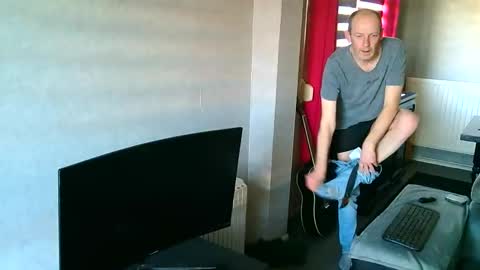 marcus48741 online show from 4, 2, 2026