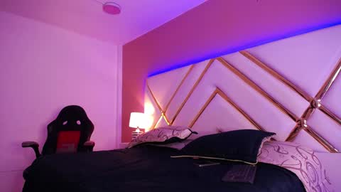 Marcus Hanks online show from 3, 2, 2025