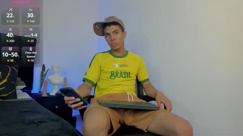 Snapshot of marcus_moreno chatting on 15, 11, 2025 marcus_moreno online show from 15, 11, 2025