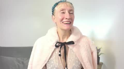Snapshot of margaretmature chatting on 23, 10, 2025 margaretmature online show from 23, 10, 2025