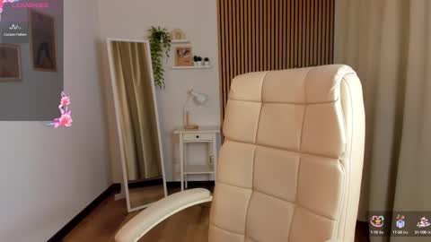 Snapshot of margeritirell chatting on 16, 9, 2025 Margo online show from 16, 9, 2025