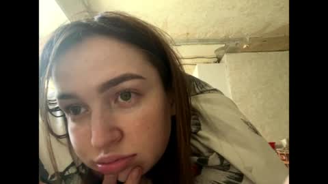 Chloe online show from 9, 5, 2026