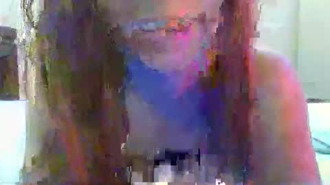 Snapshot of maria_eugenia chatting on 10, 11, 2025 Mareu online show from 10, 11, 2025