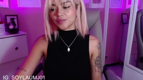 Snapshot of maria_jones chatting on 26, 11, 2025 Instagram soymj01 online show from 26, 11, 2025