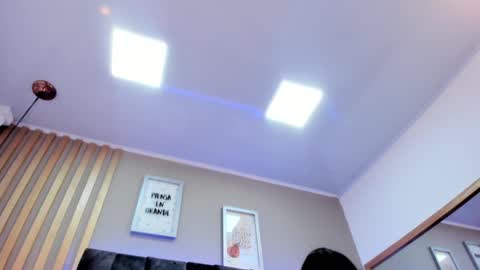 mariaa__fernanda online show from 8, 3, 2025