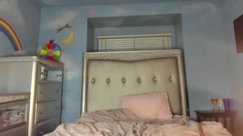 Pinkkitty online show from 2, 3, 2026