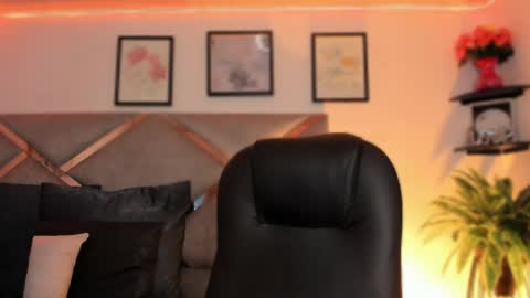 Marian online show from 17, 4, 2026