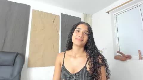 Snapshot of marian_rios chatting on 15, 4, 2026 Marian online show from 15, 4, 2026