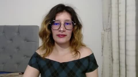 Mariana online show from 23, 12, 2024