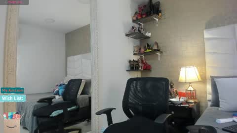 Snapshot of mariana_c chatting on 8, 7, 2026 Mar y online show from 8, 7, 2026