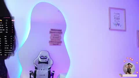 Mariana  online show from 9, 10, 2025