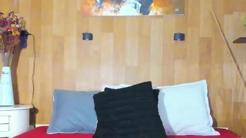 Mariana Angel online show from 7, 2, 2026