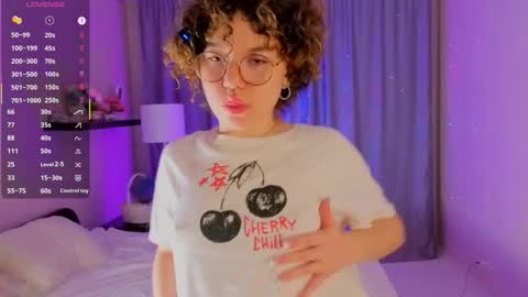 Snapshot of marianasica chatting on 28, 11, 2025 Mariana online show from 28, 11, 2025