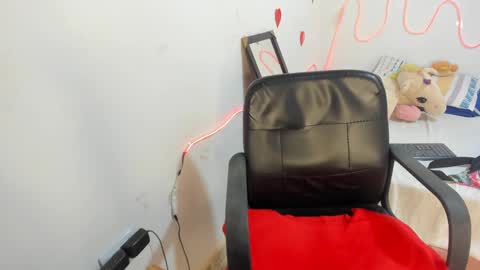 Mariangel online show from 7, 3, 2025