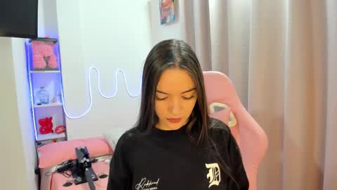 Mariangel online show from 2, 3, 2026