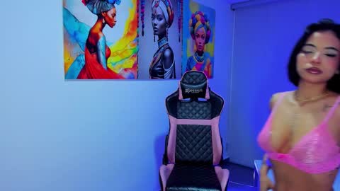 Snapshot of marianne__ chatting on 17, 2, 2026 M A R I A N E online show from 17, 2, 2026