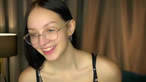 Rachel online show from 16, 11, 2025