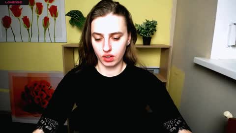 Snapshot of mariatess_ chatting on 8, 3, 2025 Mariia online show from 8, 3, 2025