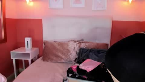 marie_bass online show from 5, 3, 2026