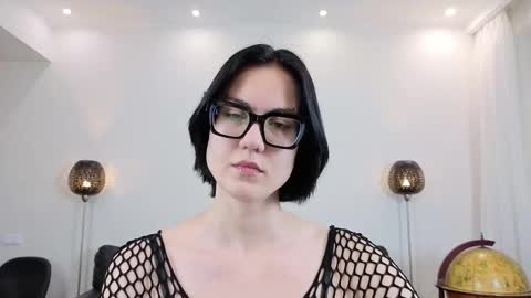 Marie Fitch online show from 7, 1, 2026