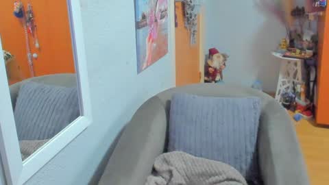 Snapshot of marie_marie03 chatting on 4, 1, 2025 Marie online show from 4, 1, 2025