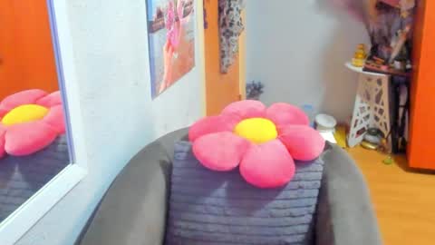 Snapshot of marie_marie03 chatting on 14, 2, 2025 Marie online show from 14, 2, 2025