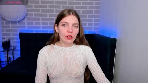 Snapshot of marie_reyes_ chatting on 17, 10, 2025 Mary 3 online show from 17, 10, 2025