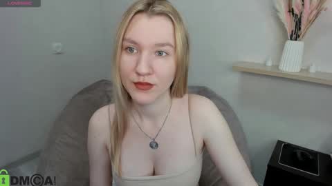 mariel_brown online show from 8, 10, 2025