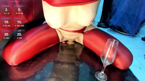 Snapshot of marilyn_jon3s chatting on 17, 10, 2025 marilyn_jon3s online show from 17, 10, 2025