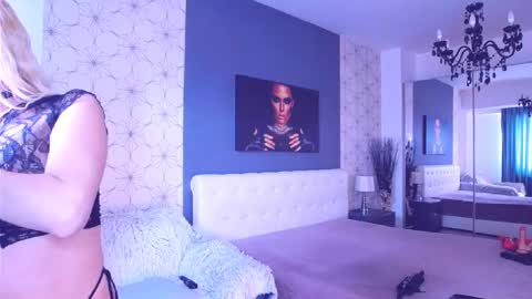 Mary Mais online show from 10, 2, 2026