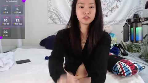 Snapshot of marissapeach chatting on 17, 12, 2024 MarissaPeach online show from 17, 12, 2024