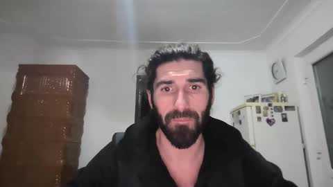 Snapshot of mariusvidican55 chatting on 16, 12, 2025 mariusvidican55 online show from 16, 12, 2025