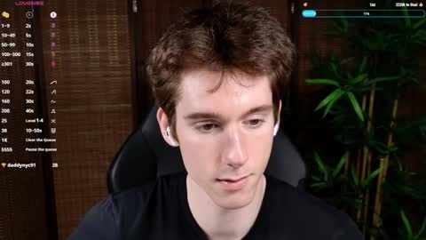 Snapshot of mark327645 chatting on 11, 11, 2025 Mark online show from 11, 11, 2025