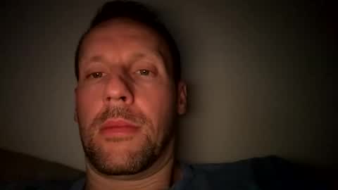 Snapshot of mark__39 chatting on 28, 11, 2025 Mark online show from 28, 11, 2025