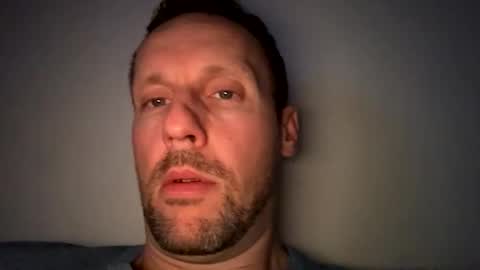 Snapshot of mark__39 chatting on 17, 12, 2025 Mark online show from 17, 12, 2025