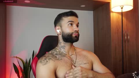 Mark online show from 10, 11, 2025