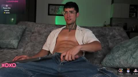 Snapshot of mark_kamper chatting on 13, 12, 2025 mark kamper online show from 13, 12, 2025