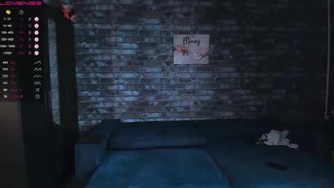 Mark online show from 7, 3, 2026