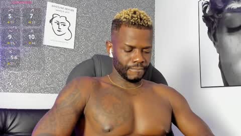 Snapshot of mark_vega chatting on 5, 4, 2026 Mark online show from 5, 4, 2026