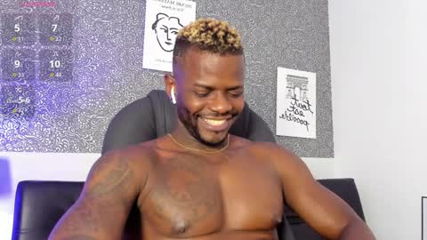 Snapshot of mark_vega chatting on 11, 4, 2026 Mark online show from 11, 4, 2026