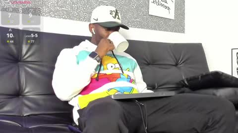 Snapshot of mark_vega chatting on 16, 4, 2026 Mark online show from 16, 4, 2026