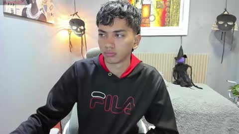 markbowie online show from 5, 11, 2025