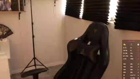 Mark online show from 14, 2, 2025