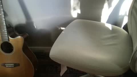 Snapshot of marklondonguy2023 chatting on 22, 10, 2025 marklondonguy2023 online show from 22, 10, 2025