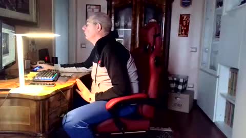 Snapshot of markmarkmark00 chatting on 25, 2, 2026 markmarkmark00 online show from 25, 2, 2026