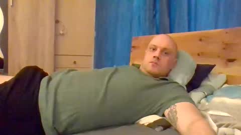 markus_7 online show from 15, 12, 2025