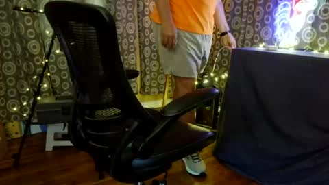 marriedguyold online show from 8, 7, 2026