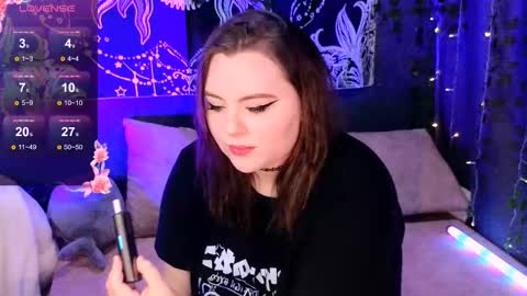 marshmallowbeauty_ online show from 26, 10, 2025