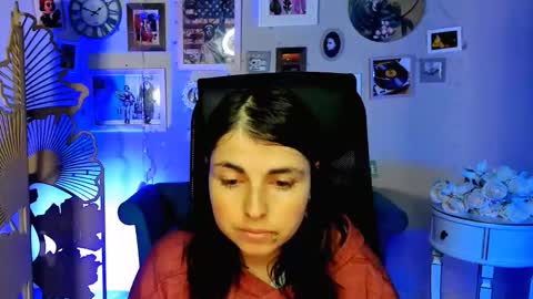 martaedams online show from 25, 2, 2026