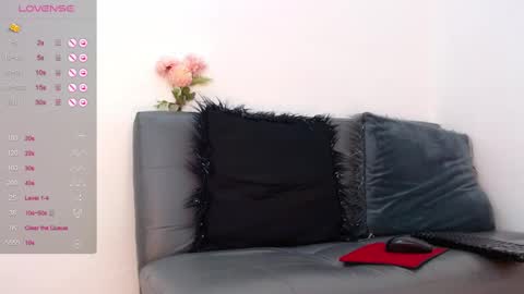 marthina thompson online show from 25, 2, 2025